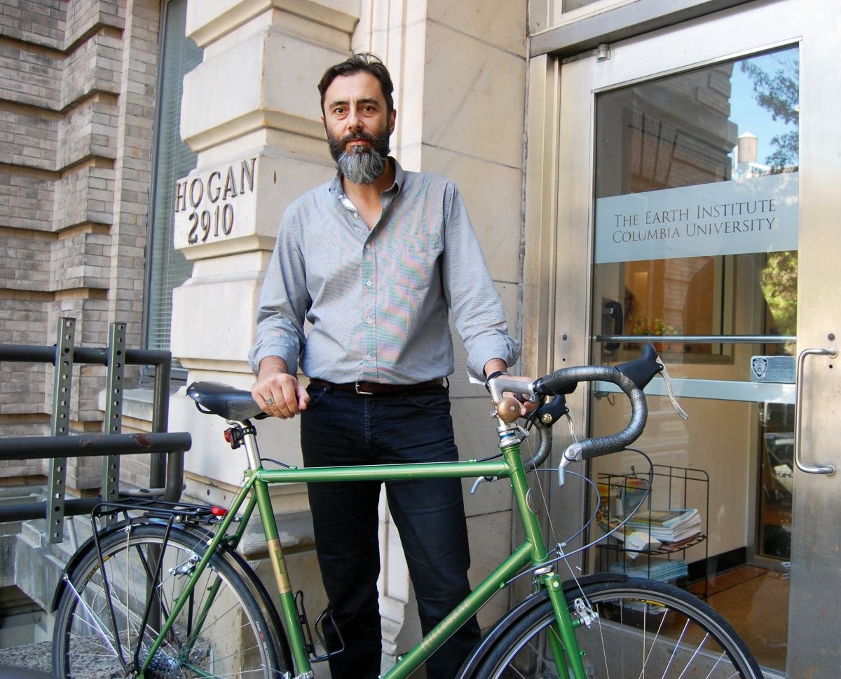 George Sarrinikolaou (Office of Academic and Research Programs, The Earth Institute) commutes by bike to Morningside campus from Prospect Heights, Brooklyn. George Sarrinikolaou (Office of Academic and Research Programs, The Earth Institute) commutes by bike to Morningside campus from Prospect Heights, Brooklyn.