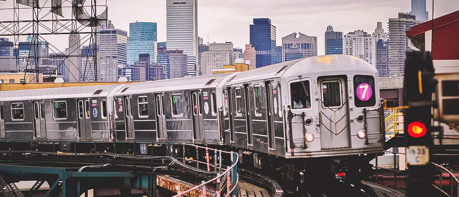Photo of a New York City elevated subway train.