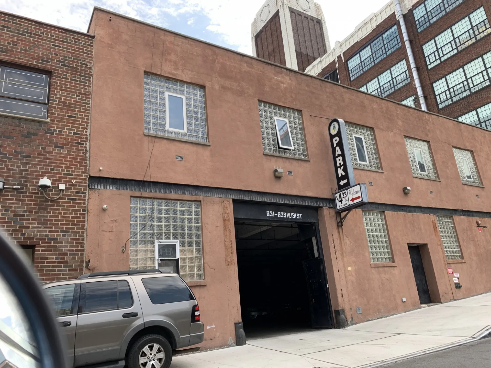 Manhattanville Campus Parking Garage: 635 West 131 Street